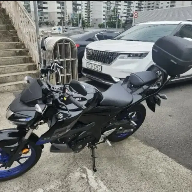 스즈키 gsx s 125 탑박스,브라켓