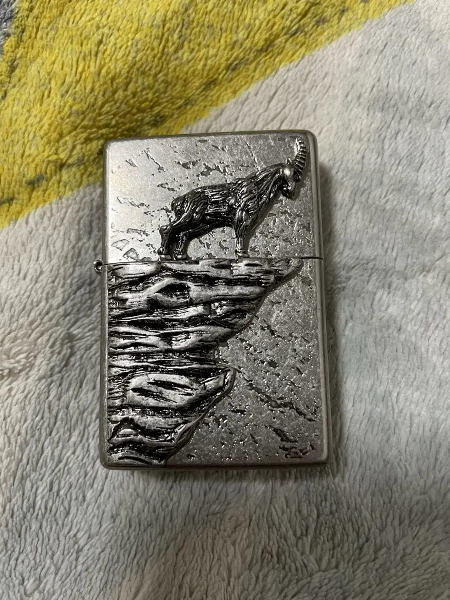 ZIPPO LONELY GOAT NA 지포라이터