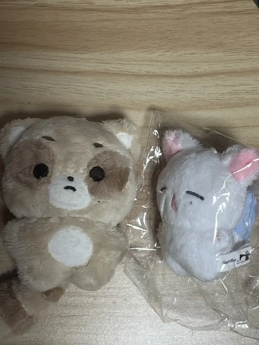 !!urgent!! zb1 zhang hao doll Wts in bulk for @chanburi channunu