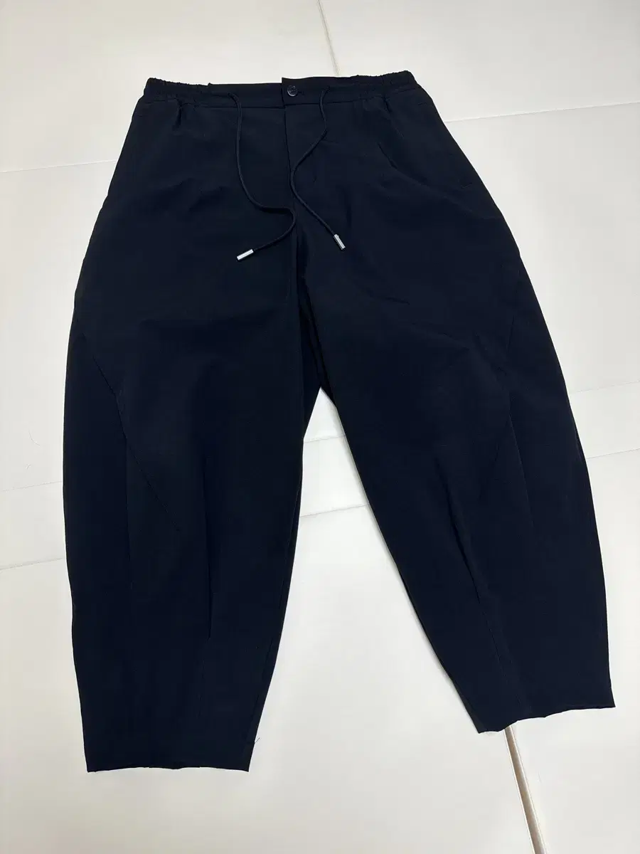 Songio Homme 24SS Collection Cocoon Wide Dart Pants for Sale