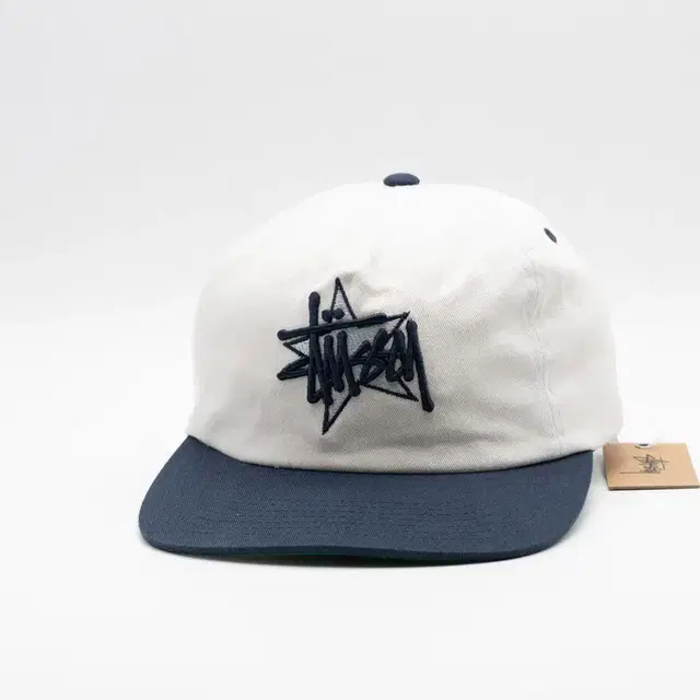 STUSSY TWO TONE WHITE/NAVY HAT 새상품