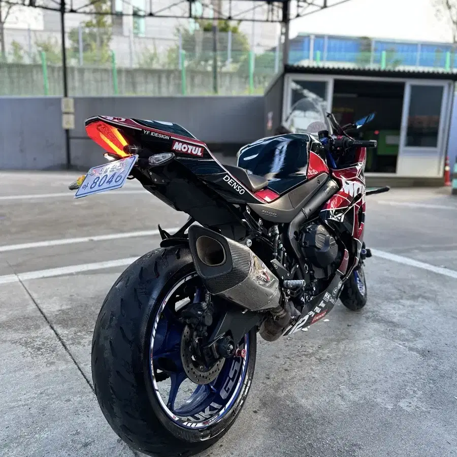 R1000r