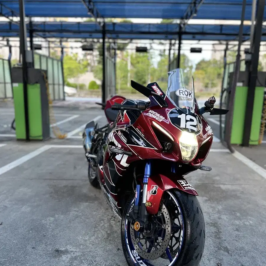 R1000r