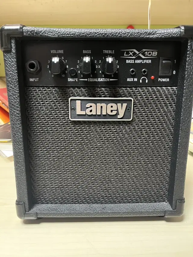 레이니 베이스 앰프 Laney LX-10B 연습용 똘똘이 판매합니다.