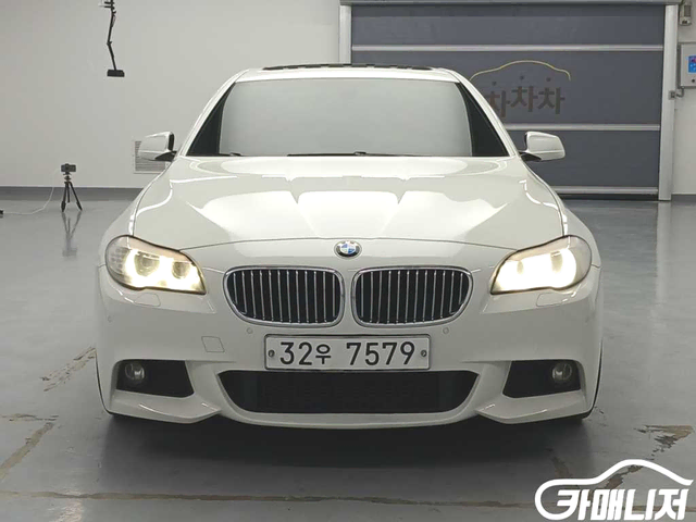 BMW5시리즈 (F10) 520d M 스포츠중고차/전액할부/여유자금/군미