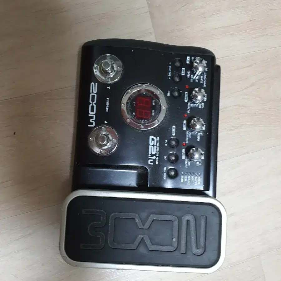 기타 멀티이펙터 zoom g2.1u