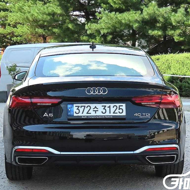 아우디A5 (F5) 40 TDI 콰트로 프리미엄 스포트백중고차/전액할부/