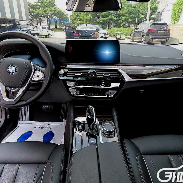 BMW5시리즈 (G30) 520i 럭셔리중고차/전액할부/여유자금/군미필