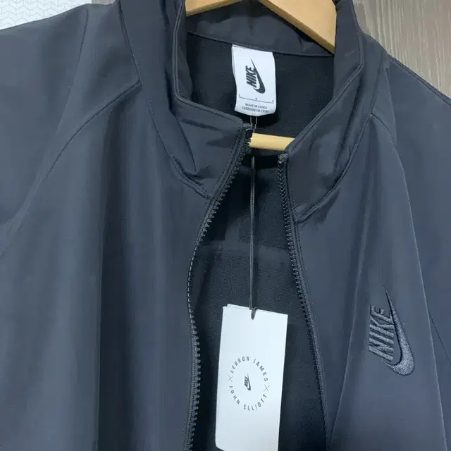 Nikelab 르브론 제임스 x 존 엘리엇 자켓 새상품 L