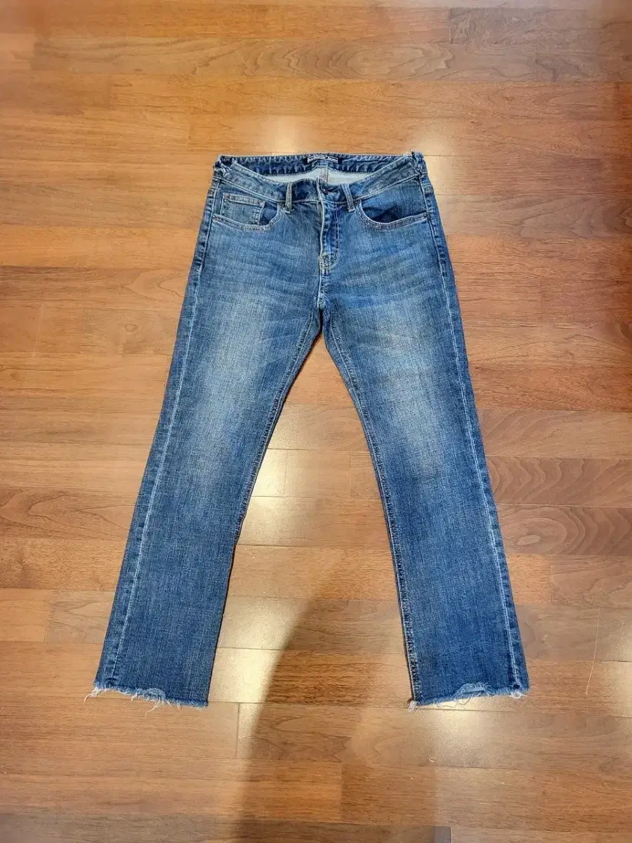 Bucker lew straight bootcut (27~28)