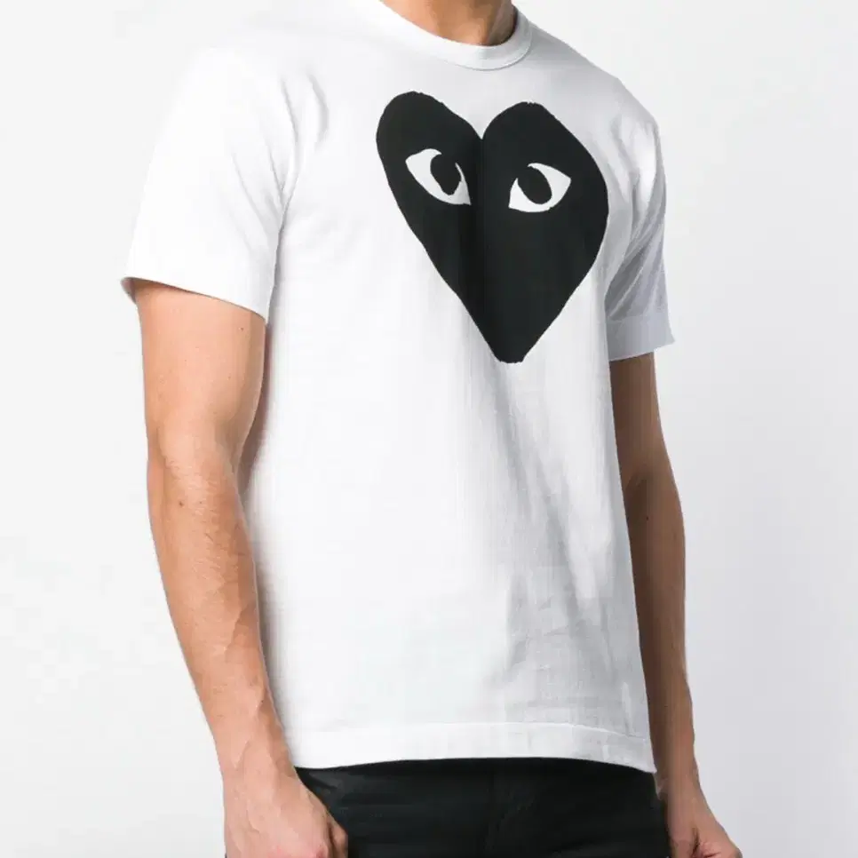 Commes des garcons tee