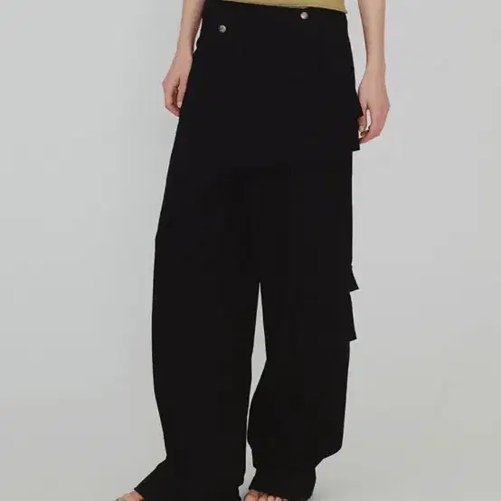 다이애그널 CARGO WRAP PANTS (black)