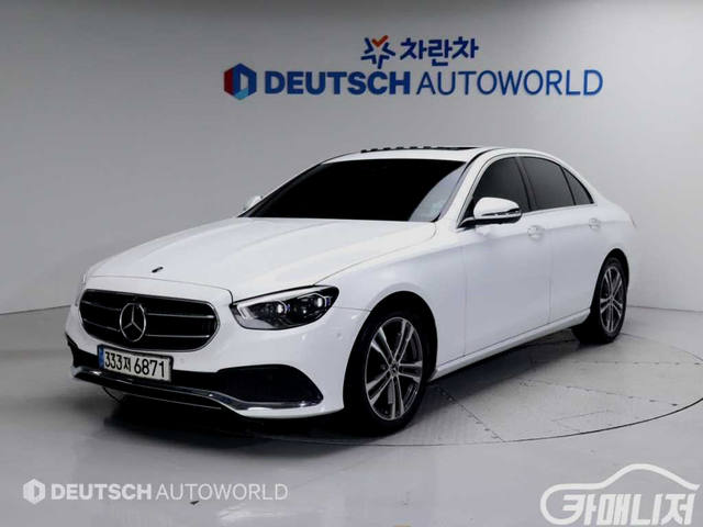 벤츠E-클래스 W213 E350 4MATIC 아방가르드중고차/전액할부/여