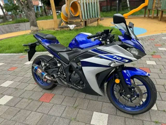 야마하 yzf r3 17년형 abs 요시무라 튜닝 팝니다