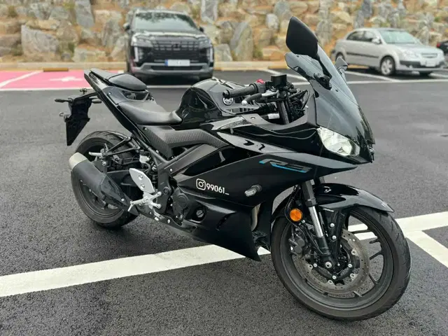 야마하 yzf r3  23년식 1인신조 판매합니다