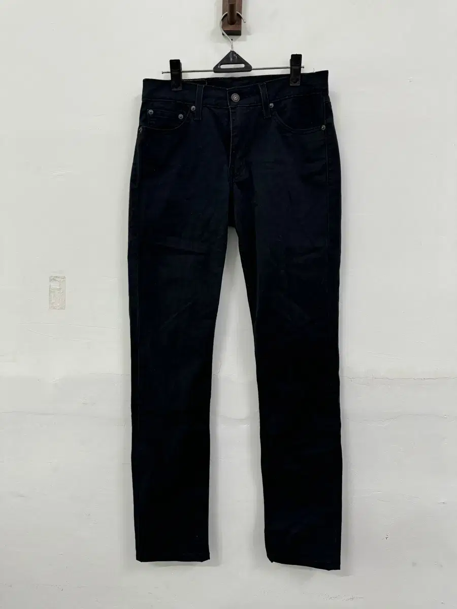 (28)Levi's 511 Slim Fit Black Cotton Pants