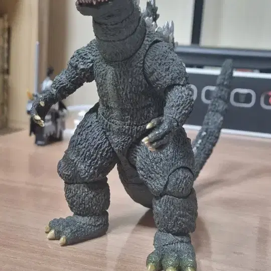 반다이 S.H.MonsterArts 고질라 1972