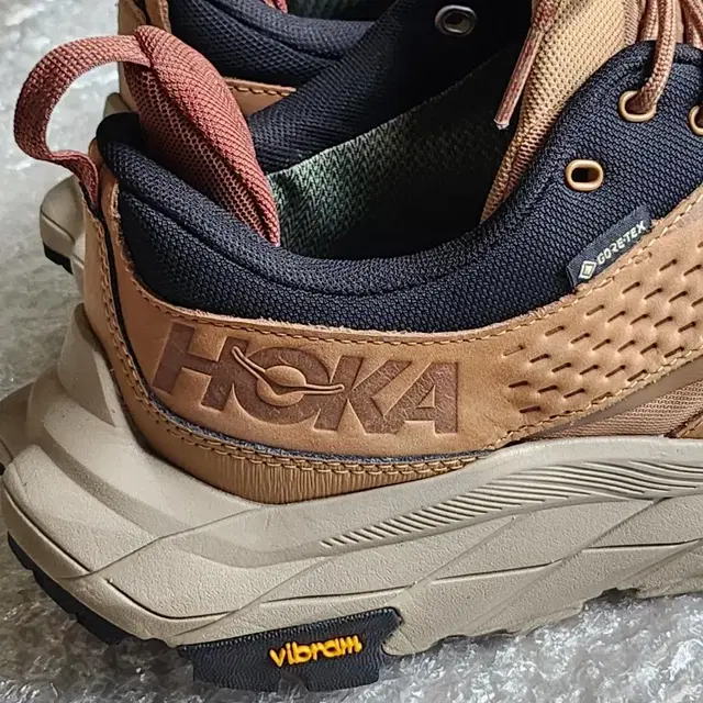 호카 아나카파 고어텍스 비브람 HOKA Anakapa goretex