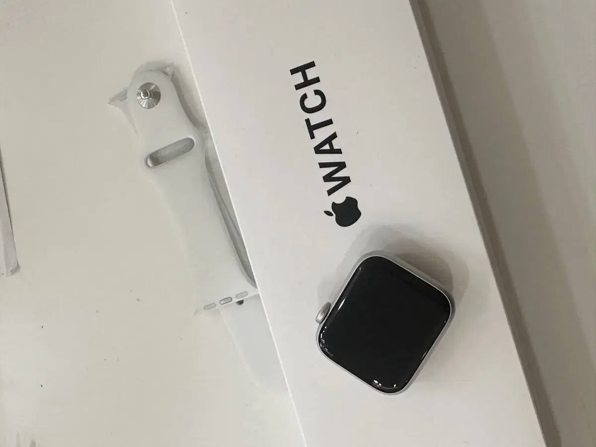 Apple Watch SE2 40MM Silver Nearly New