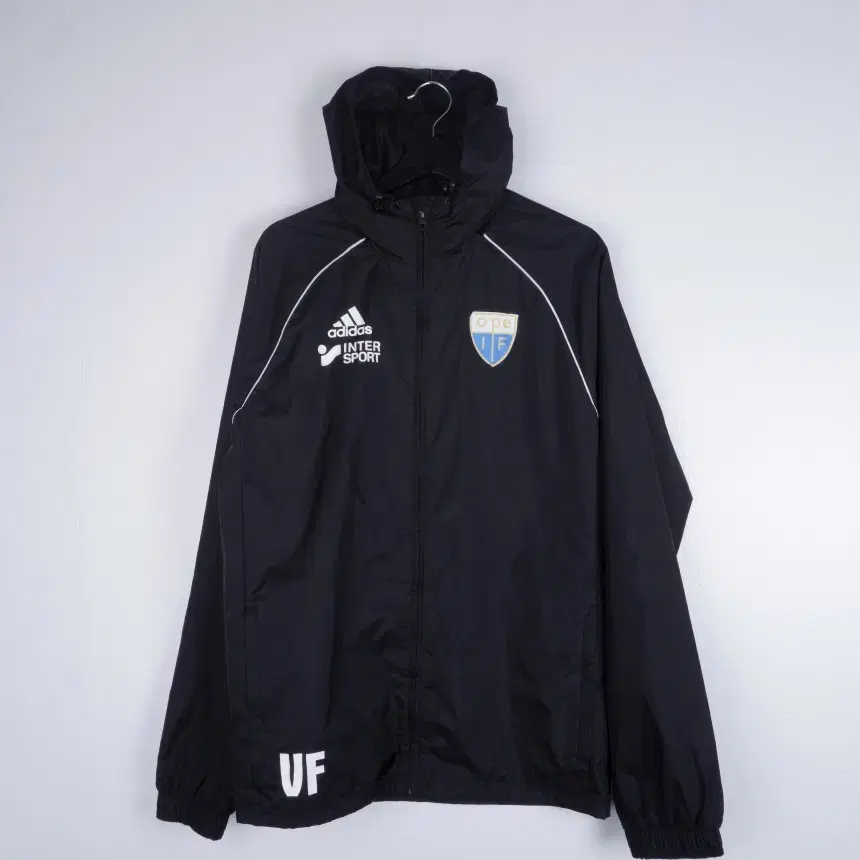 Adidas Black Functional Bench Windbreaker VIA2850