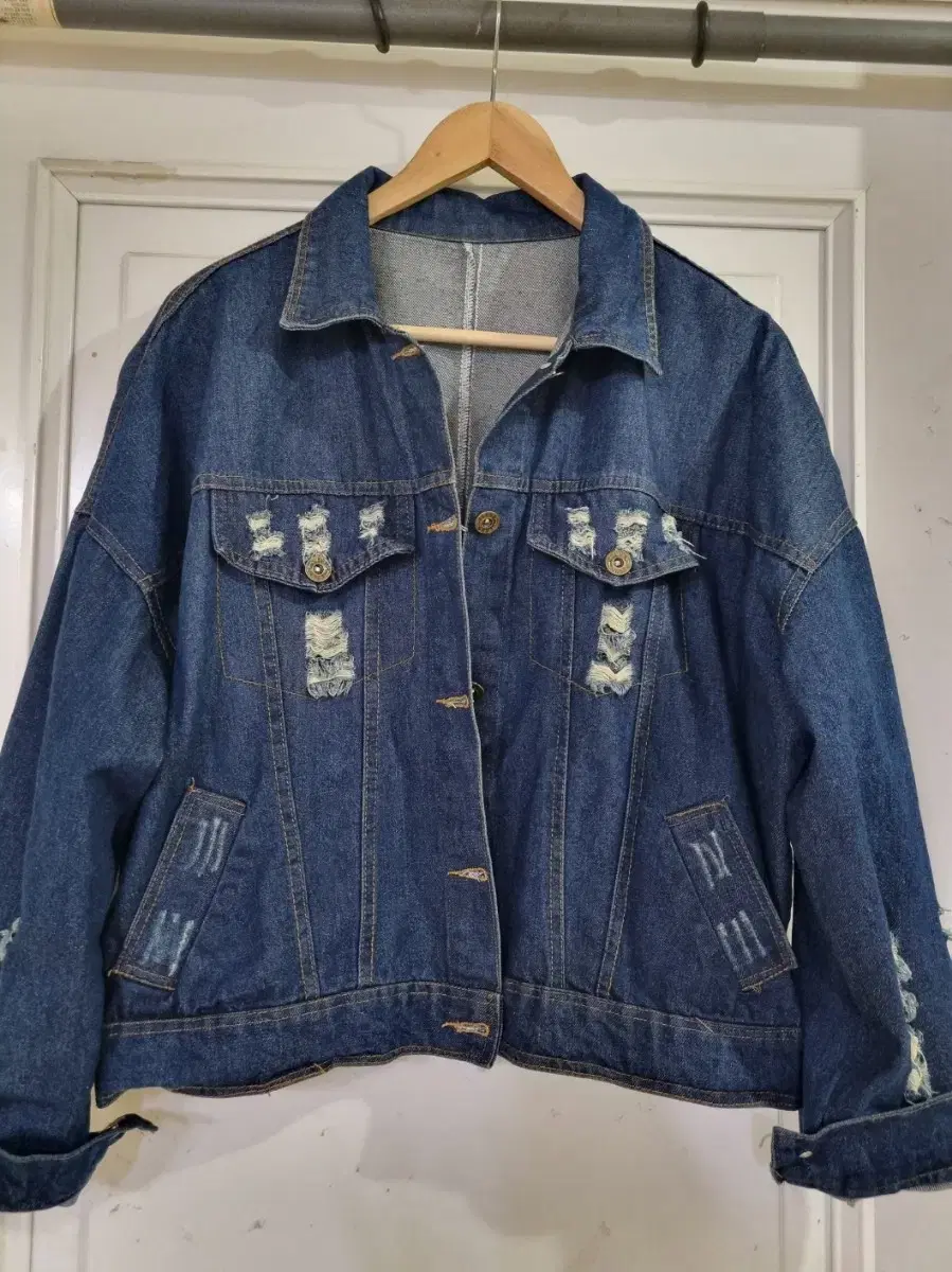 Vintage. High quality. Blue jacket. Almost new. Chest 68