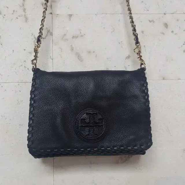 토리버치 Toryburch 블랙 체인 가죽 미니 크로스백