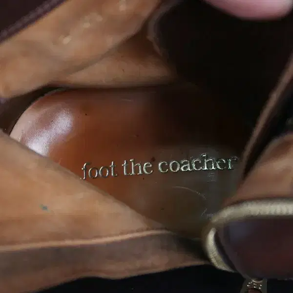 foot the coacher (230)