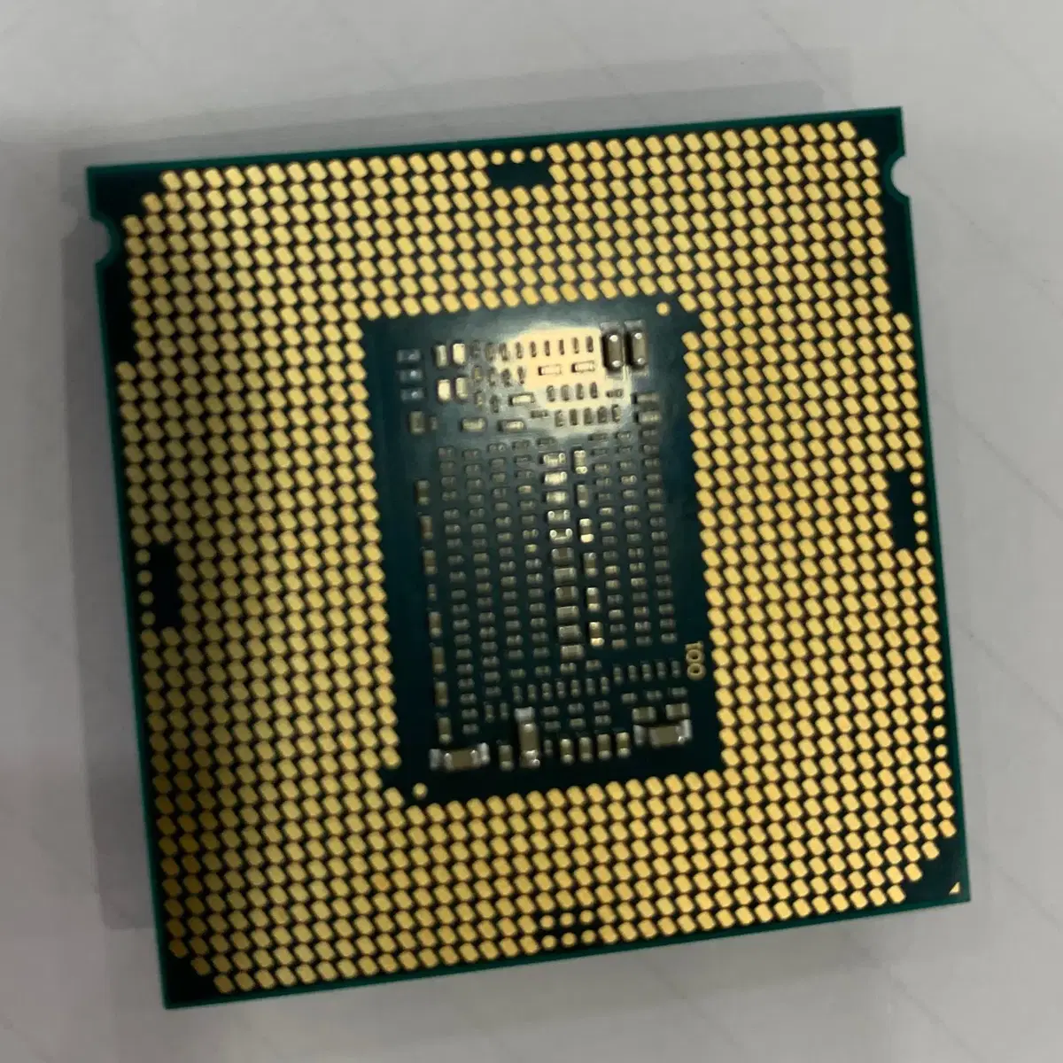 인텔 i7-8700 CPU 테스트 후 판매 상태좋음