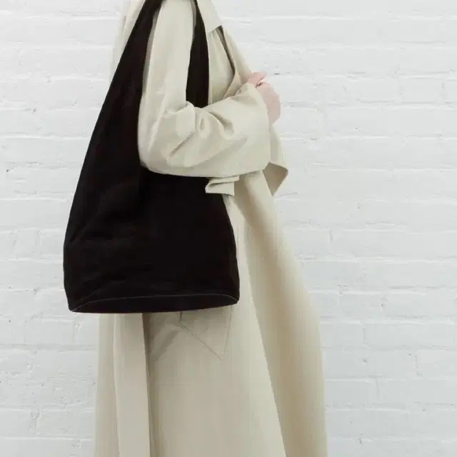 The row bindle bag 더로우 빈들백