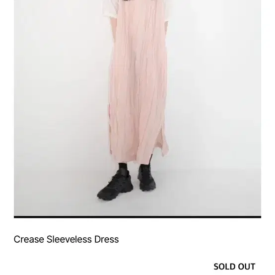 유노이아 crease sleeveless dress