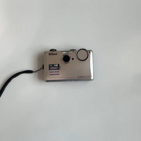 Nikon Coolpix S1100pj