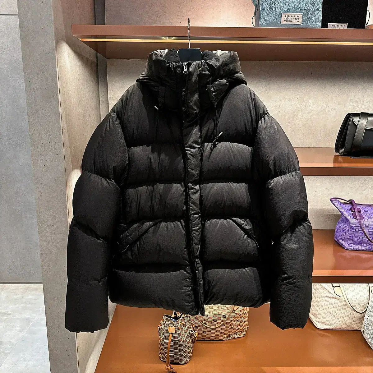 (Genuine/New)TEN Men's Black Alpine Down Jacket Jumper