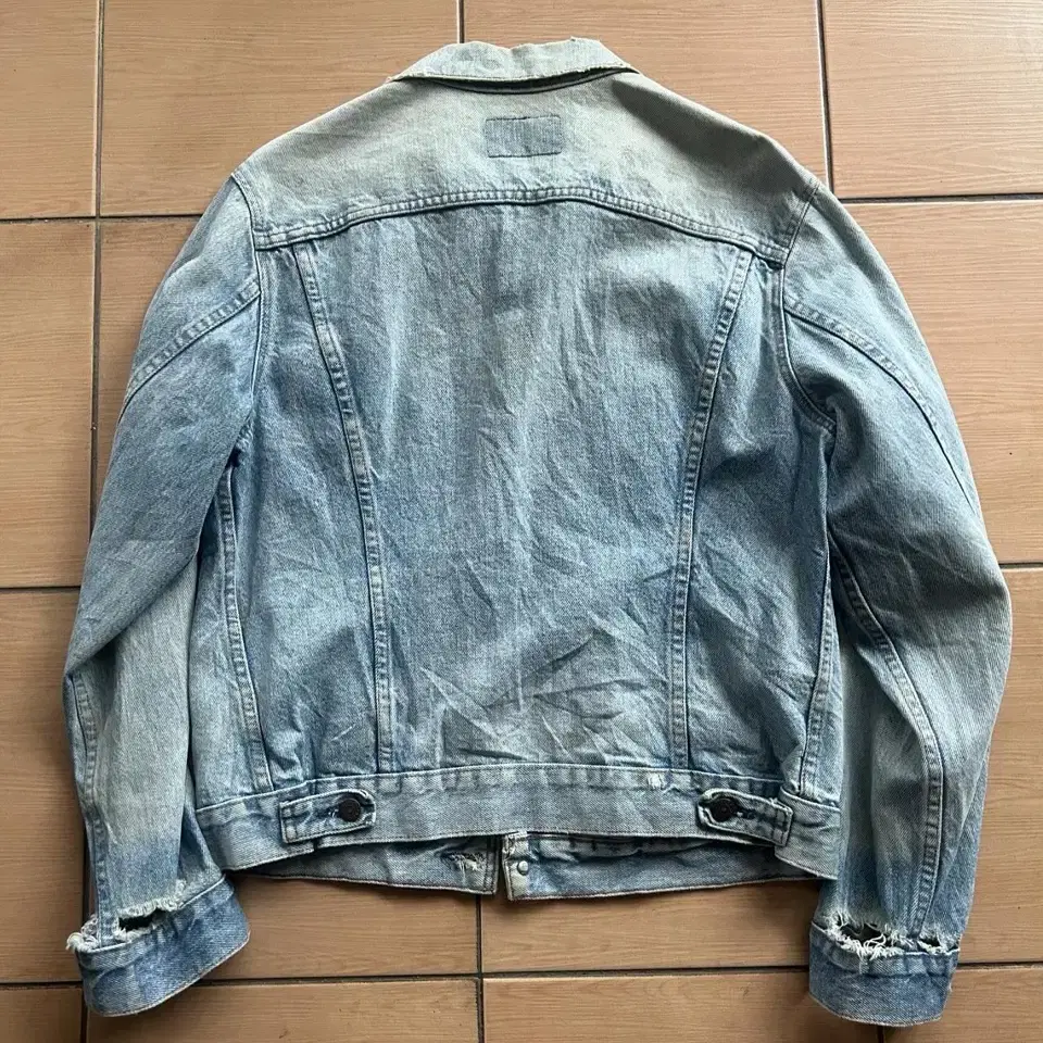 80s Levis denim jacket