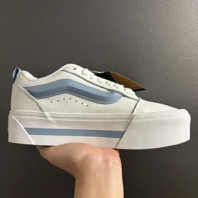 230 반스 뉴 스택 스니커즈  새상품 VANS