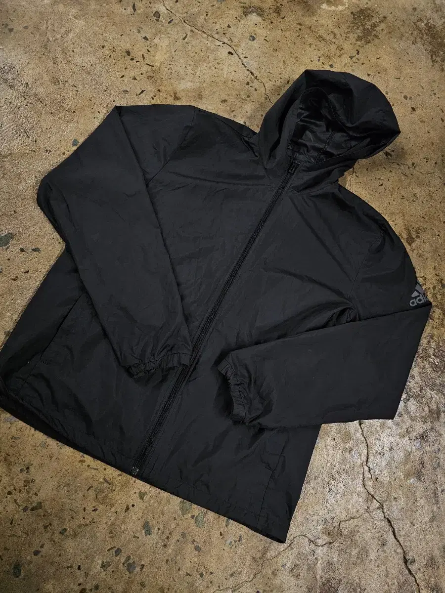 [Genuine M] Adidas Wond Windbreaker Hoodie 95