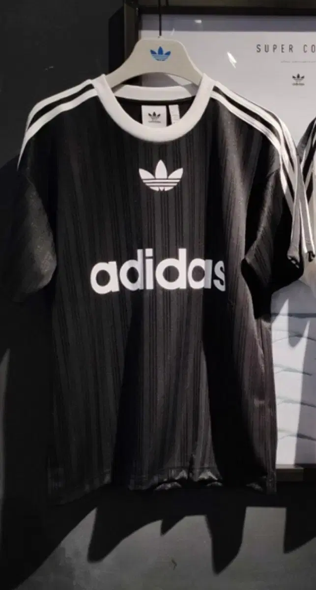 adidas Adidas Adidas Color Jersey (2XL, true to size)