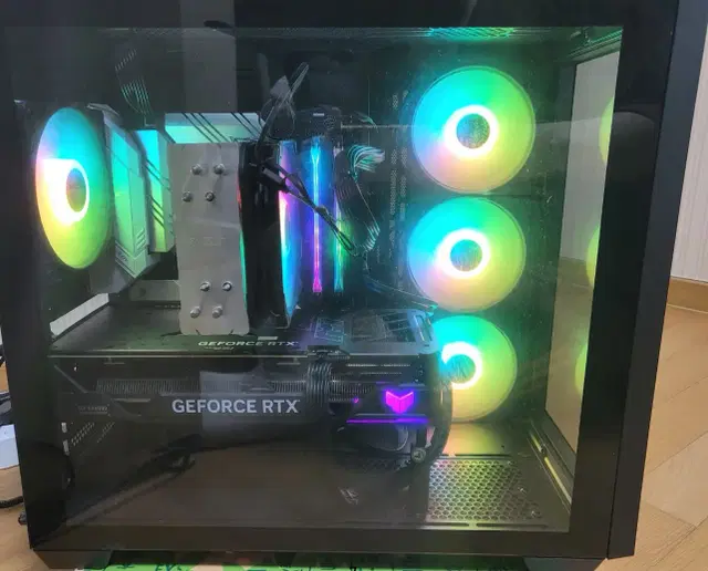 게이밍 고사양 5700X3D+4070TI 컴퓨터 본체 판매합니다