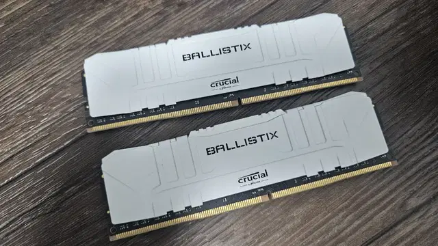 발리스틱 크루셜 DDR4 8gb