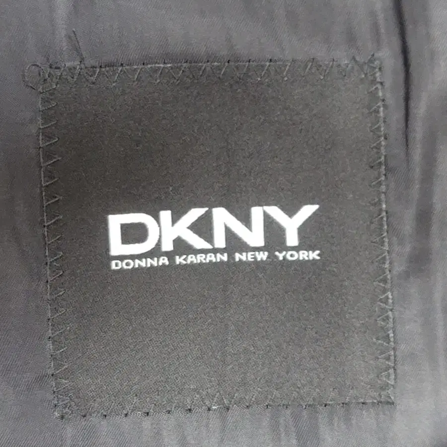 DKNY 디케이엔와이 남성 정장세트(코코아톤)