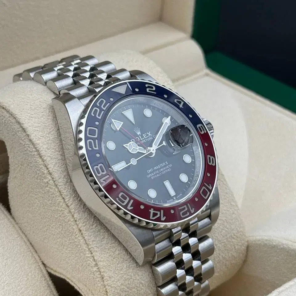 롤렉스 GMT-마스터2 40-126710BLRO