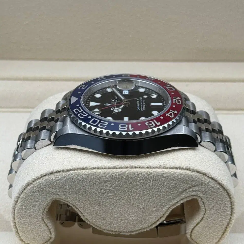 롤렉스 GMT-마스터2 40-126710BLRO