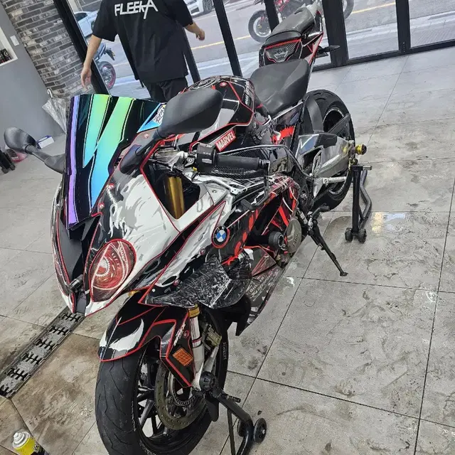 bmws1000rr2016년식 판매 합니다