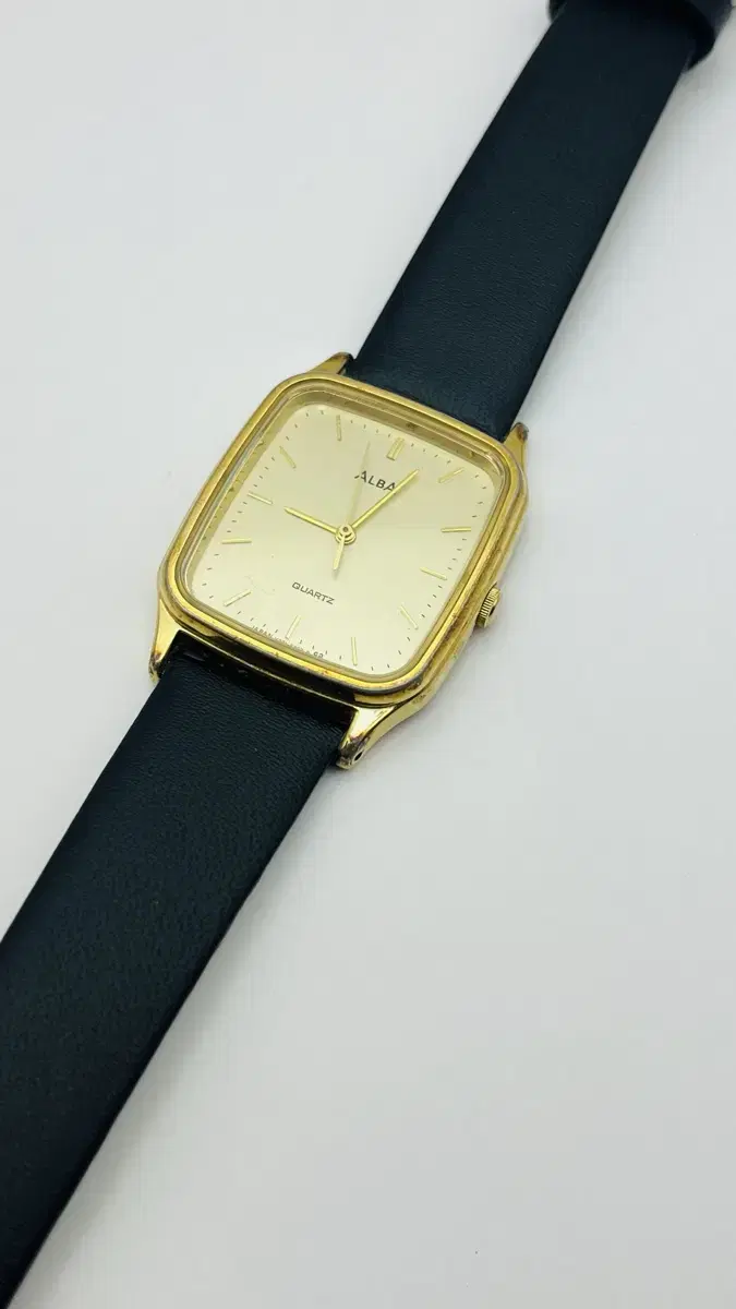 ALBA vintage watch