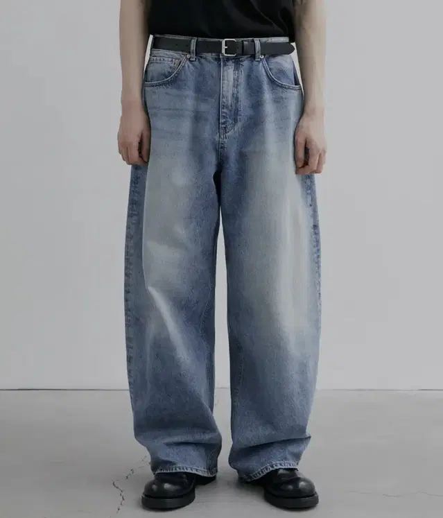 브랜디드 MAX WIDE DENIM PANTS [LIGHT BLUE]