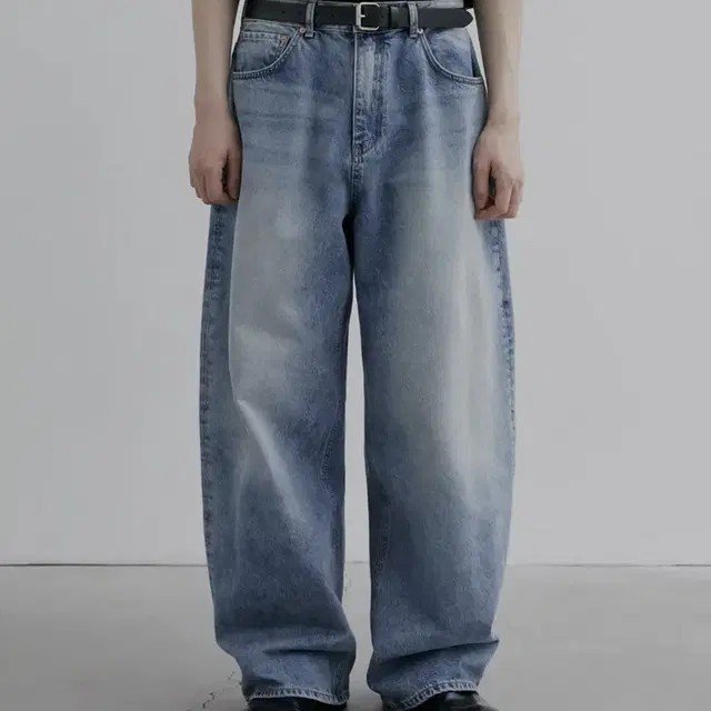 브랜디드 MAX WIDE DENIM PANTS [LIGHT BLUE]