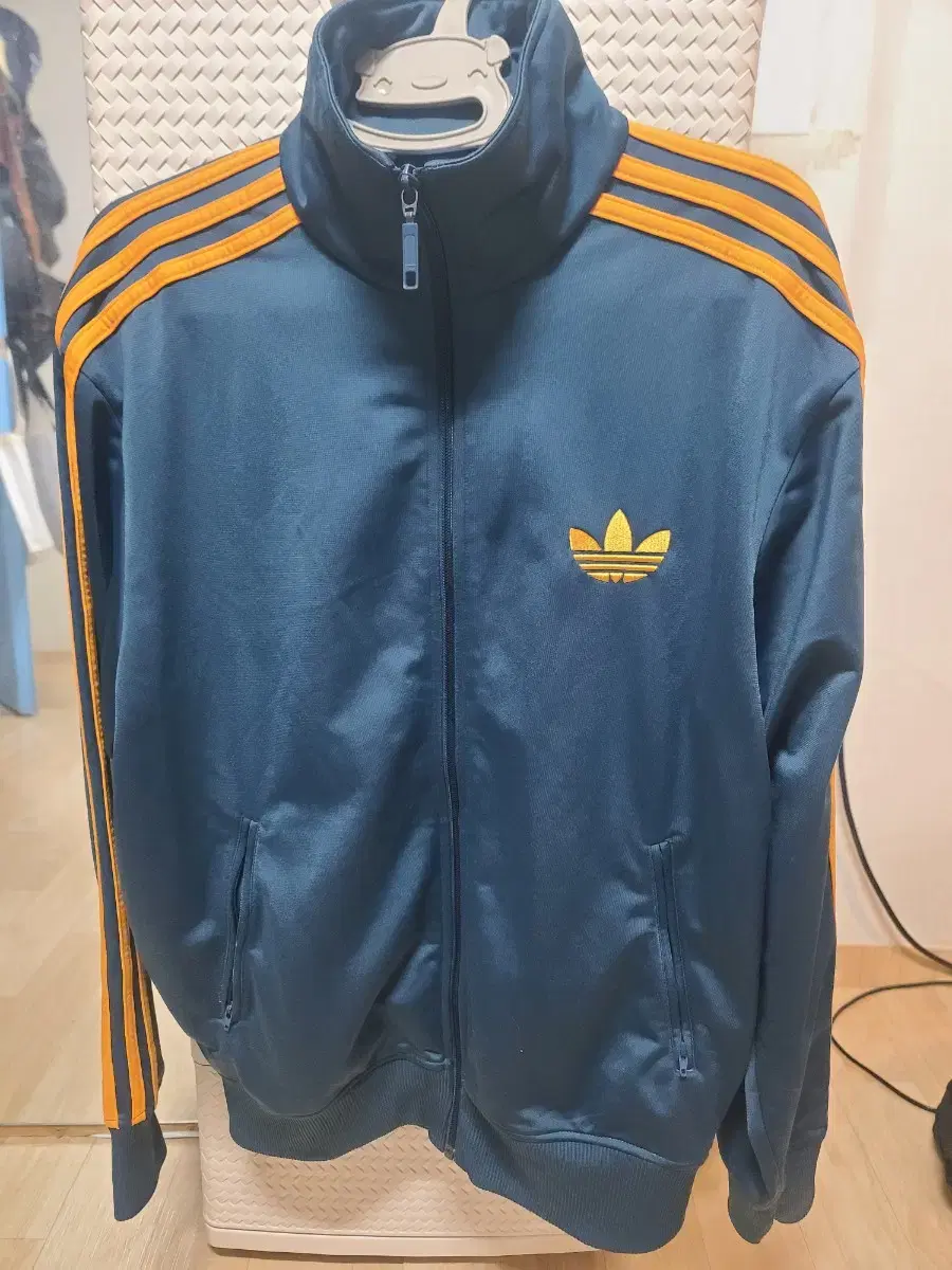 Rare) Adidas Tracktop Pajama 100