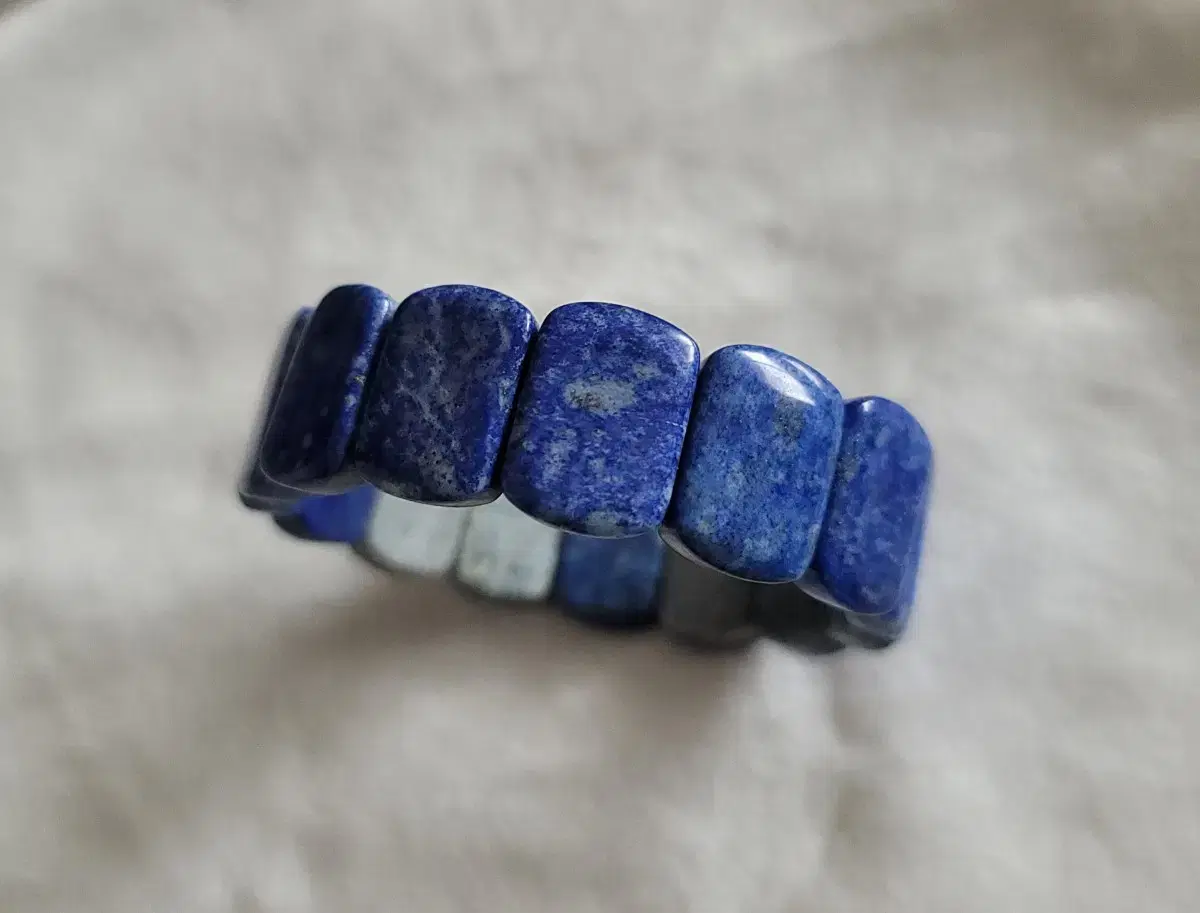 Lapis lazuli bracelet