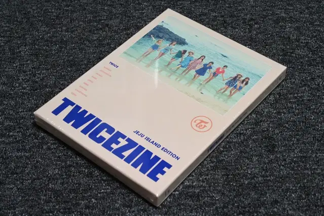 (미개봉) 트와이스 TWICEZINE JEJU ISLAND