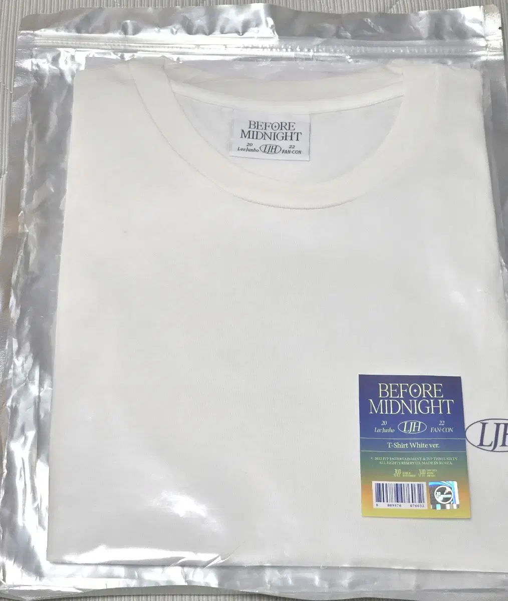 Before Midnight lee junho junho MD T-Shirt White Version Unsealed