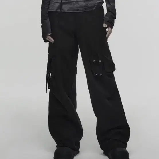 Nache STRAP CARGO PANTS BLACK 2사이즈